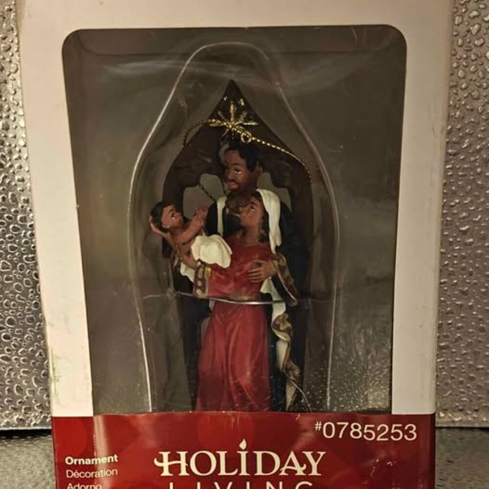 CHRISTMAS NATIVITY ORNAMENT-FAMILY